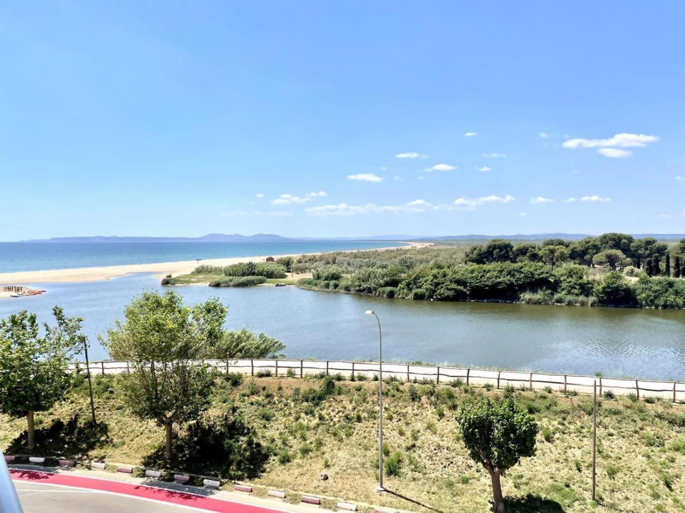 33Apartamento Soleado De Dos Habitaciones Емпуриабрава Екстериор снимка