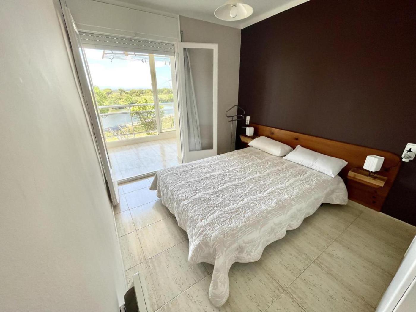 33Apartamento Soleado De Dos Habitaciones Емпуриабрава Екстериор снимка